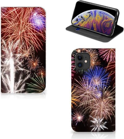 Apple iPhone 11 Hippe Standcase Vuurwerk