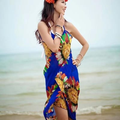 Couvertures Imprimées Robe de Plage Sexy pour Femmes Dos Nu à Bretelles Épaules Découvertes Serviette de Plage en Mousseline Paréo Jupes Maillot de Bain Dos Nu One Size beige