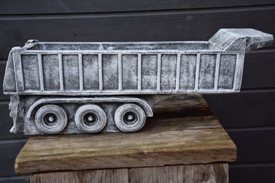 Vrachtwagen Trailer, betonnen (tuin)beeld voor binnen of buiten