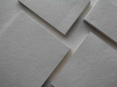 Zwaar handgeschept katoen papier voor aquarel en tekenen 440 g/m² (A4, 10 vellen)