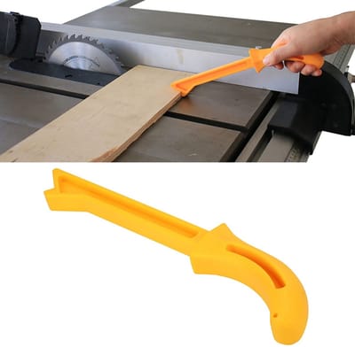 Dailygoods- Duwstok Veiligheid - Gele Tafelzaagaccessoires - Ergonomisch Handvat - Houtzaag - 25 cm - Schokbestendig Materiaal - Zaagduwstok