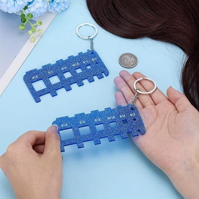 2 Stuks Micro Locs Gereedschap - Blauwe Acrylnaald voor Dreadlocks, Metingen van Dikte en DIY Haarstyling Projecten met 6 Gaten (3.2mm-15.9mm)