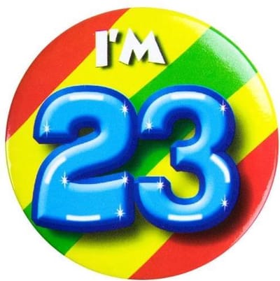 Paper Dreams Button 23 jaar - 55mm
