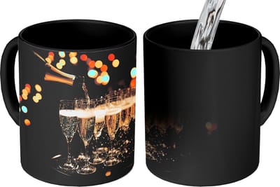 Magische Mok - Foto op Warmte Mokken - Koffiemok - Lichtjes - Champagne - Dienblad - Glazen - Magic Mok - Beker - 350 ML - Theemok