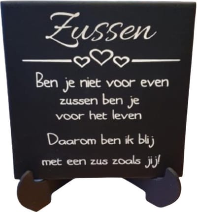 Keramiek spreukentegel - zussen - vriendinnen - incl houten stander