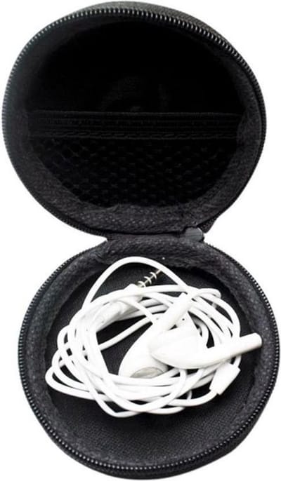 New Age Devi - Multifunctioneel opberg etui voor oortjes USB sticks geheugenkaarten en meer - Zwart Tasje - Case voor In Ear headphones