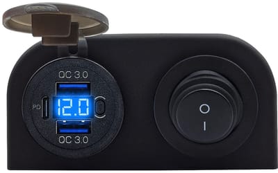 ProRide 12V USB C Stopcontact 3 Poorten Opbouw met Schakelaar/Voltmeter - QC3.0 - Tweevoudig opbouw - Blauw