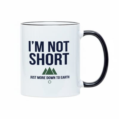 Ik Ben Niet Klein Grappige Mok – Gewoon Meer Down to Earth – Humoristische Tekst Koffiemok 330 ml