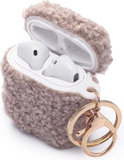 Casemania Hoesje Geschikt voor Apple AirPods 1 & 2 - Grijs - Schokbestendig Teddy Furr Cover met Ring & Sleutelhanger