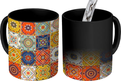 Magische Mok - Foto op Warmte Mokken - Koffiemok - Vintage - Bloemen - Patroon - Wit - Oranje - Magic Mok - Beker - 350 ML - Theemok