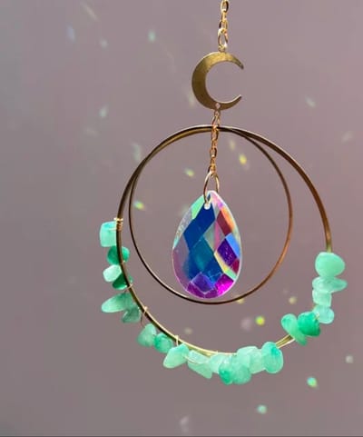Suncatcher Gemstone Green Florite - Kristal Zonnevanger - Raamdecoratie - Groen Fluorite - Green Florite - Edelsteen - Spiritueel - Boho - Bohemian