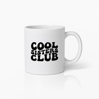 Cool Sisters Club Mok 330ml – Leuke Koffiebeker Cadeau voor Zussen, Vrienden & Familie
