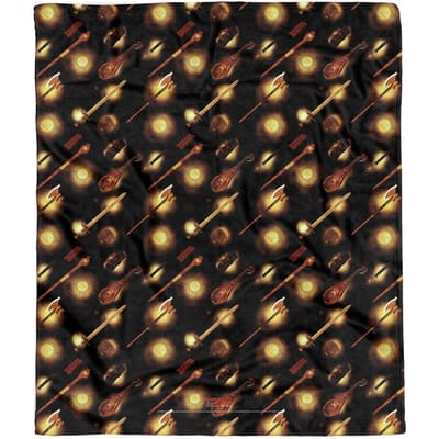 Dungeons & Dragons Choose Your Weapon Fleece Blanket - M