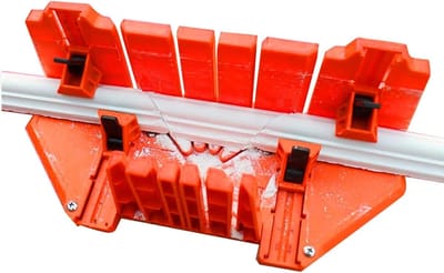Verstekbak Houtbewerking - Zaag Gids - Precisie Zagen - Verstelbare Hoeken - 30x14x8 cm - Grijs