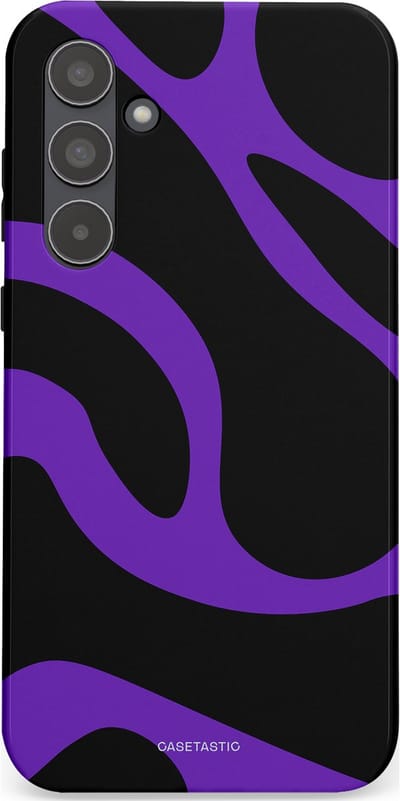 Casetastic Hoesje Geschikt voor Samsung A55 - Stijlvolle Beschermende Duo-layer Case - Golven van Paars en Zwart