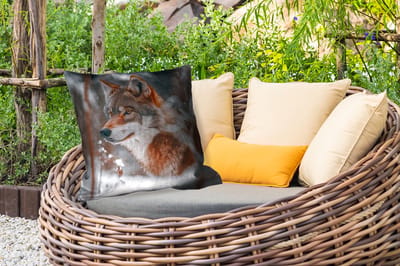 Sierkussen Buiten - Wolf - Sneeuw - Winter - Dieren - Natuur - Sneeuw - 60x60 cm - Weerbestendig