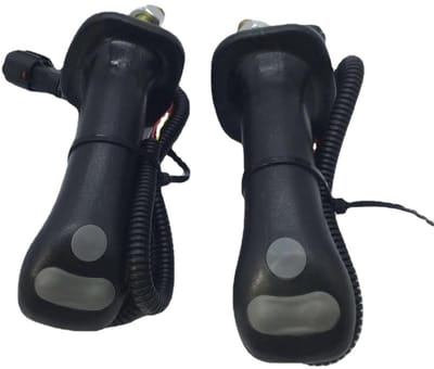 Dailygoods- Graafmachine Joystickhandgreep - 2 Stuks - Ergonomische Handgreep - Antislip Rubber/Metaal - Nauwkeurige Bediening - Eenvoudig te Installeren - Joystickhendel