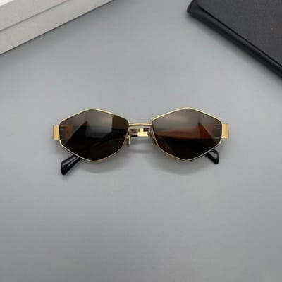 Metalen Klein Montuur Veelzijdige Dames Zonnebrillen Mode Punk Ruit Zonnebrillen Voor Dames Moderne Klassieke Diamant Brillen