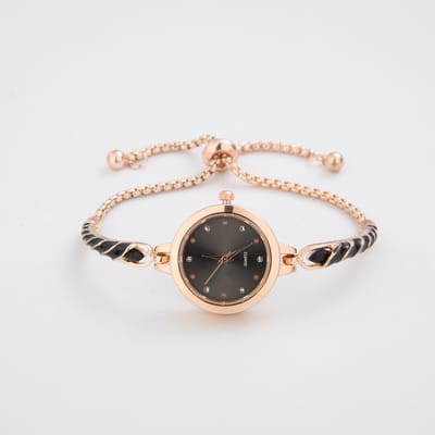 Elegante armbandhorloges voor vrouwen Dames Verstelbare armbanden Horloge Mode Kwartshorloges Cadeau beige