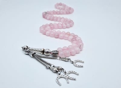 Handgemaakte tesbih "Tasbih" natuursteen "Roze kwartz" - Aantal kralen 99 - Diameter kralen 8MM - met metaal tassel "Hoefijzer" - Een mooi cadeau-idee