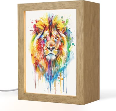 Nachtlampje 15x20 cm - Kinder lampje - Leeuw - Verf - Kleurrijk - Wit - Dier - Tafellamp kinderkamer - Slaapkamer lamp - Bedlamp kinderen - Kinderlampje stopcontact - Wandlamp babykamer - Nachtlampjes