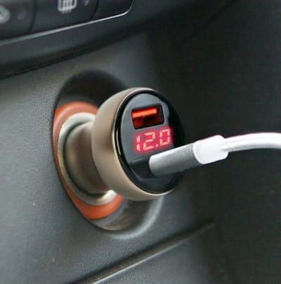 Autolader 12v en 24 v - USB A & USB C - Auto oplader USB - USB C autolader 2 poorten - Auto lader - Sigarettenaansteker USB oplader auto - Snellader - 4x sneller laden!