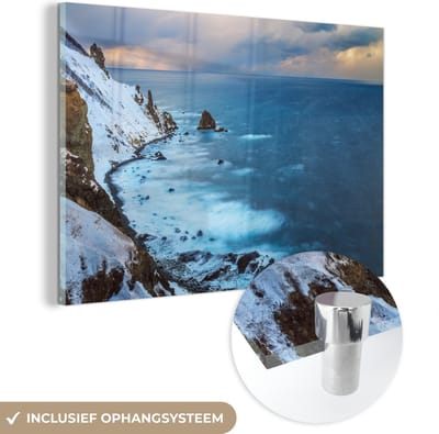® Glasschilderij 180x120 cm - Schilderij acrylglas - Het zeezicht van het kleine havenstadje Otaru in Japan tijdens de winter - Foto op glas - Muurdecoratie woonkamer - Wanddecoratie slaapkamer - Schilderijen