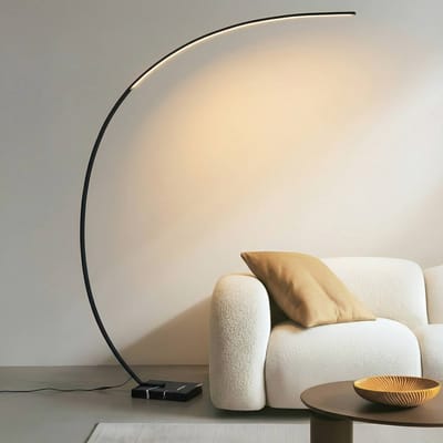 Lindby LED gebogen vloerlamp Kendra, zwart, aluminium, hoogte 180cm