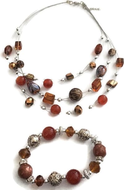 Petra's Sieradenwereld - Ketting laagjes bruin met bijpassende armband (774)