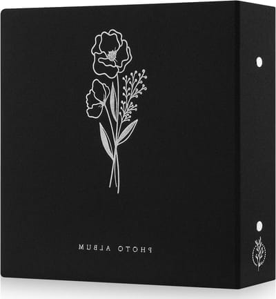 Fotoalbum 11 x 15 cm voor 600 foto's, geschikt voor horizontale en verticale opnamen, ideaal voor jongens en meisjes, zwart ontwerp