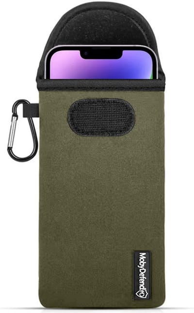 MobyDefend Hoesje - Geschikt voor iPhone 14 / iPhone 14 Pro - Neopreen Pouch Met Karabijnhaak - Insteek - Riemlus - Groen