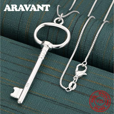 Collier Pendentif Clé Anneau en Cuivre Bijoux de Fête Rétro Élégants Nobles pour Femmes 45cm black