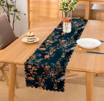 Bedrukt Velvet Textiel Tafelloper - Runner 45x220 - Bloemen op Donkerblauw - Tafellaken - Tafelkleed - Tafelkleden