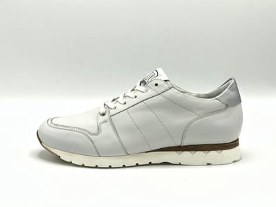 Maruti - Hugo Nappa Leather (White) - 41
