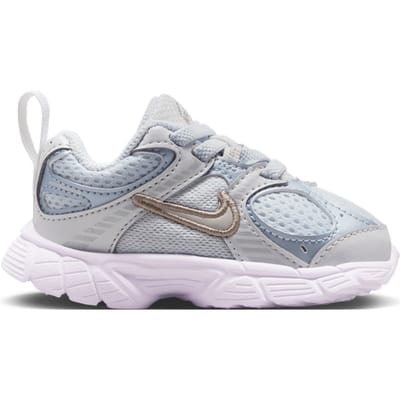 Nike V5 RNR Babyschoenen - Wit - Maat 23.5 - Mesh/Synthetisch