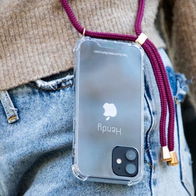 Hendy telefoonhoesje met koord - Classic - Aubergine - iPhone 15 Plus