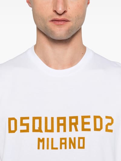 Vloeiende Logo T-Shirt in Wit