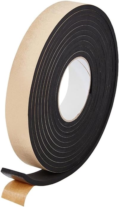 EVA Foam Strip voor Raam en Deur, 30mm x 6mm x 5m, Weerbestendige Isolatie Tape in Zwart, Geluiddemping en Energie-efficiëntie