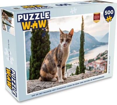 Puzzel Kat op het muurtje met overzicht over de Baai van Kotor in Montenegro - Legpuzzel - Puzzel 500 stukjes
