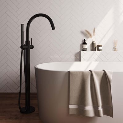 Brauer Black Edition Vrijstaande Vrijstaand Badmengkraan - met Staaf Handdouche - Doucheslang - Mat Zwart