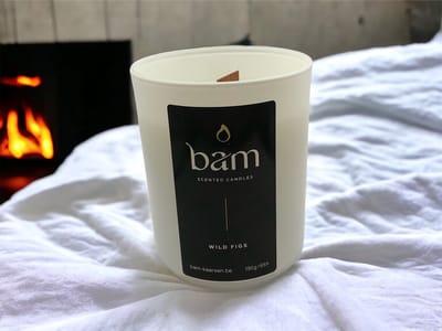 BAM Wilde Vijgen Geurkaars – Fig Kaars met Houten Wiek – Vegan Geurkaars van Zonnebloemwas – 60 Branduren – Handgemaakt in België