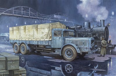 Roden Modelbouwpakket Militaire voertuigen - 822 VOMAG 8LR LKW WWII German Heavy Truck Plastic - 1:35 - Modelbouw