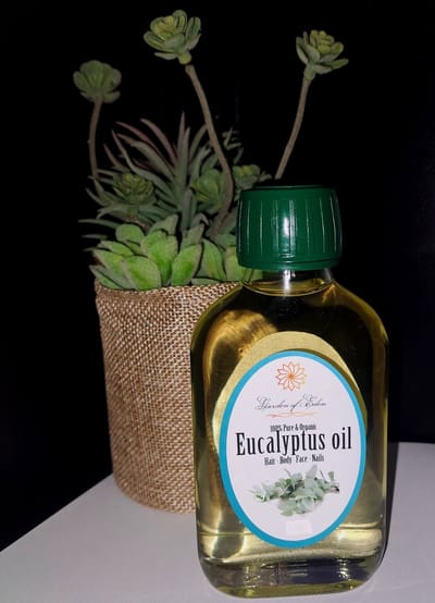Pure organic Eucalyptus olie voor huid, haar, nagels en gezicht 100ml - Eucalyptusolie - massage olie - body olie - nagelolie - op basis van druivenpitolie, druivenpit olie
