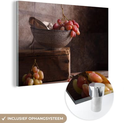 MuchoWow® Glasschilderij 150x100 cm - Schilderij acrylglas - Rustiek - Druiven - Schaal - Stilleven - Fruit - Foto op glas - Schilderijen