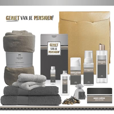 Geschenkset “Geniet van je pensioen” - 12 producten - 1910 Gram | Giftset voor hem - Luxe cadeaubox man - Zilver Wellness Pakket deluxe - Fleece deken grijs - Geurblokje - Cadeau set - Gestopt met werken - Vader - Broer - Vriend - Collega - Groen