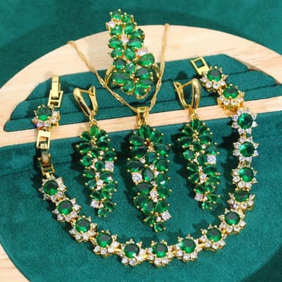 Europese en N Stijl Franse Groene Edelsteen Ketting Luxe Temperament Retro Hanger Haute Sensuele Oorbellen Oorbellen 10 yards black