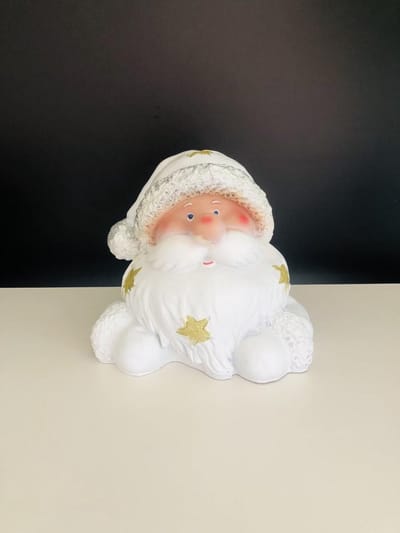 Kerstman #14 - 28 cm - polyester - glitters - polyresin - polystone - kunststof - decoratiefiguur - interieur en tuin - geschikt voor binnen en buiten - cadeau - geschenk - kerstcollectie - kerstman - kerstdecoratie - kerstfiguur
