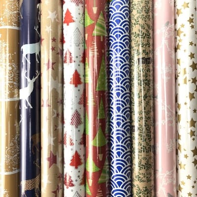 Assortiment kerstpapier cadeaupapier inpakpapier voor kerstmis K34 - 10 mtr x 70 cm - 3 rollen