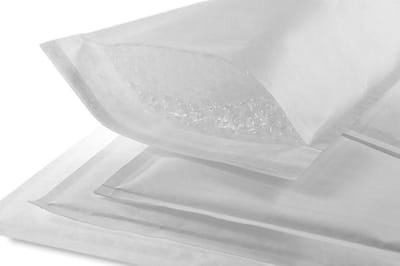 50 Witte Luchtkussenenveloppen Formaat A4 / F 22 X 34 Cm(Levering in België 1-2 dagen, naar Nederland 2-4 dagen)