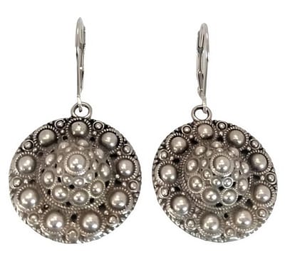 Zeeuws Meisje - Oorbellen Zeeuwse knop sterling zilver met veel Zeeuwse bolletjes, designerskwaliteit